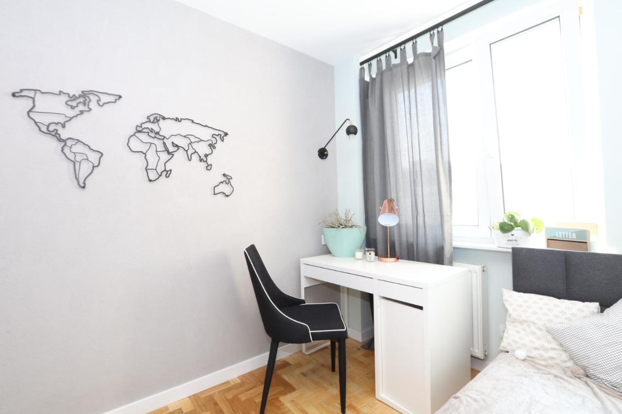 Romaszewskiego Żoliborz bedroom pokój Metro Varsovia Exterior foto