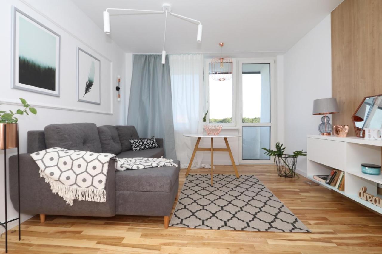 Romaszewskiego Żoliborz bedroom pokój Metro Varsovia Exterior foto