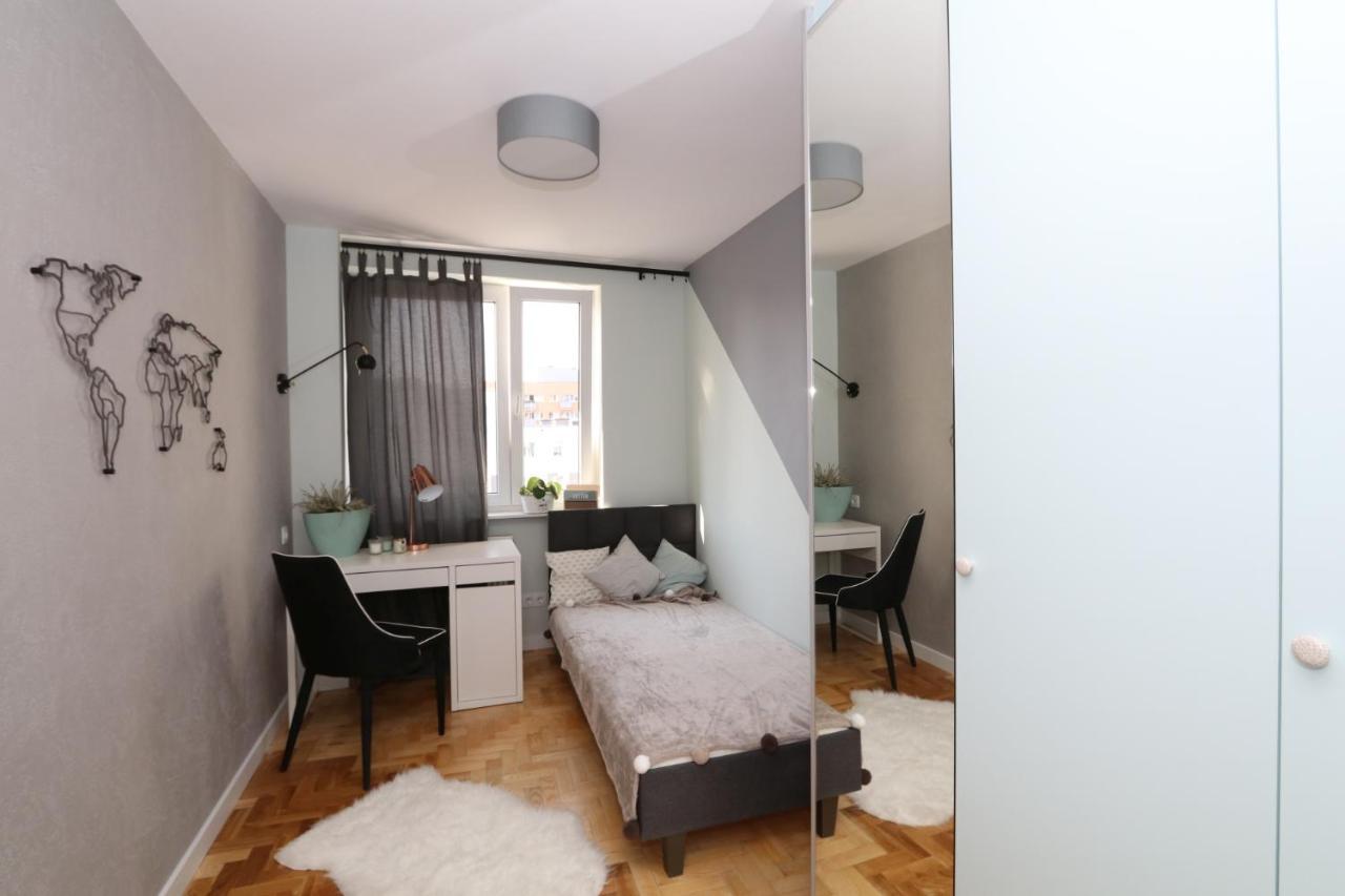 Romaszewskiego Żoliborz bedroom pokój Metro Varsovia Exterior foto