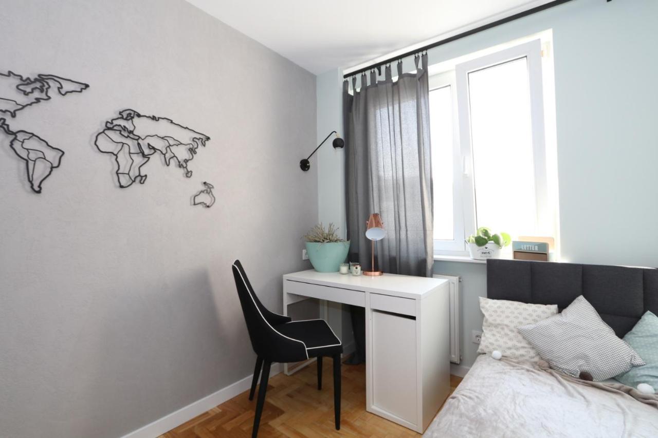 Romaszewskiego Żoliborz bedroom pokój Metro Varsovia Exterior foto